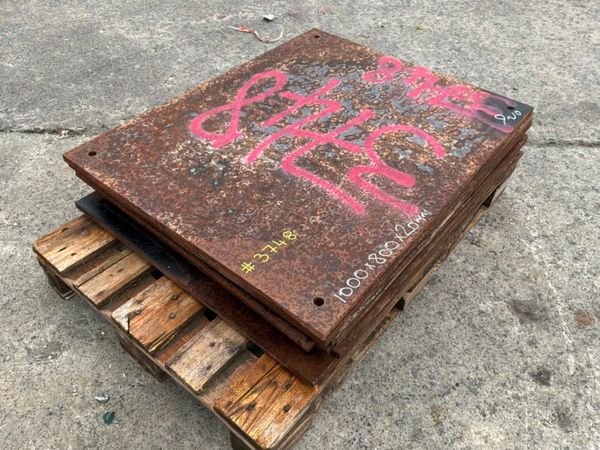 1000mt x 800mm x 20mm ROAD PLATES..........3748. 387350812