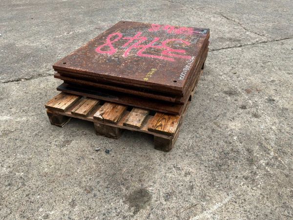 1000mt x 800mm x 20mm ROAD PLATES..........3748. 387350825