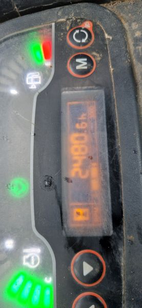 New Holland E37C 387351404