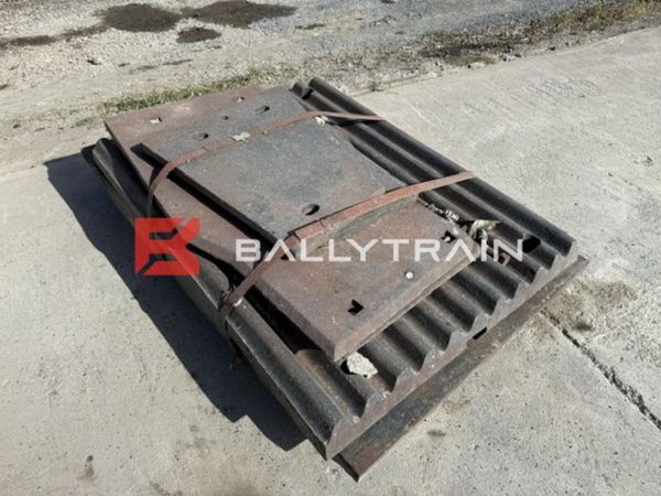 Sandvik QJ340 Jaw Plates & Cheek Plates 387331154