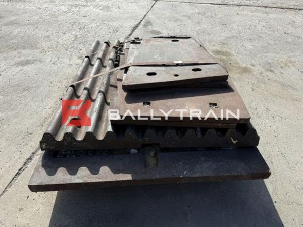 Sandvik QJ340 Jaw Plates & Cheek Plates 387331157