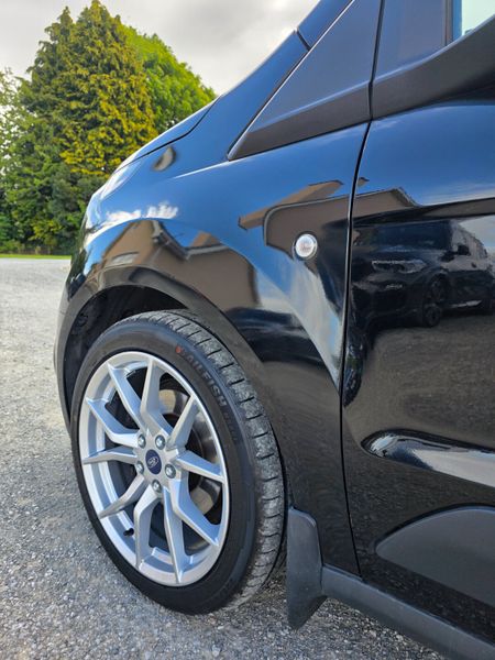 Ford Transit 2017 387334535