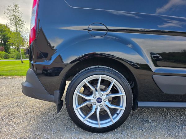 Ford Transit 2017 387334601