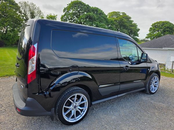 Ford Transit 2017 387334603