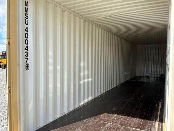 NEW  40ft 4 DOOR SHIPPING CONTAINER...4181. 387440317
