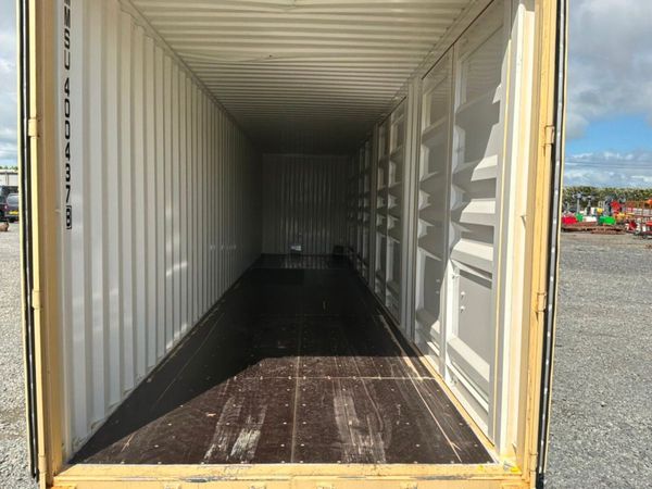 NEW  40ft 4 DOOR SHIPPING CONTAINER...4181. 387440320