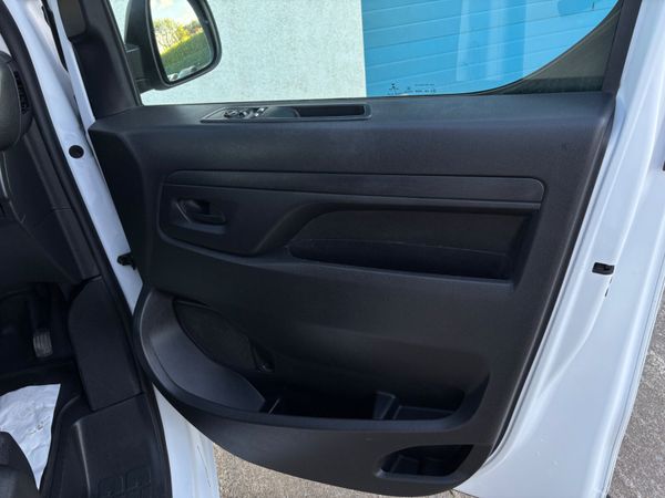 Opel Vivaro L1H1 2023 387408512