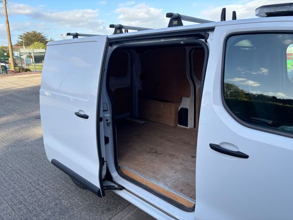 Opel Vivaro L1H1 2023 387408517