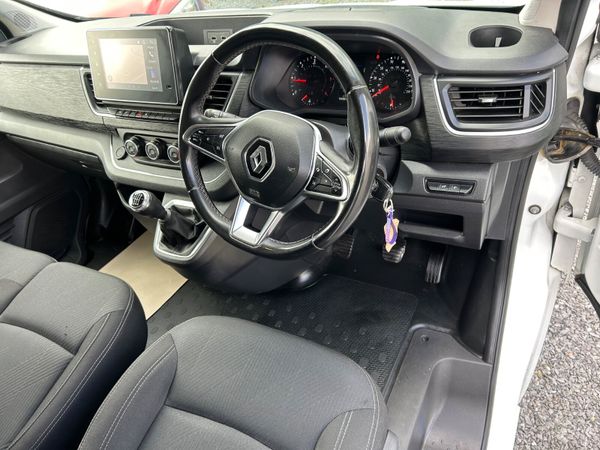 RENAULT TRAFFIC SPORT 2.0DCI LWB NO VAT 387421514