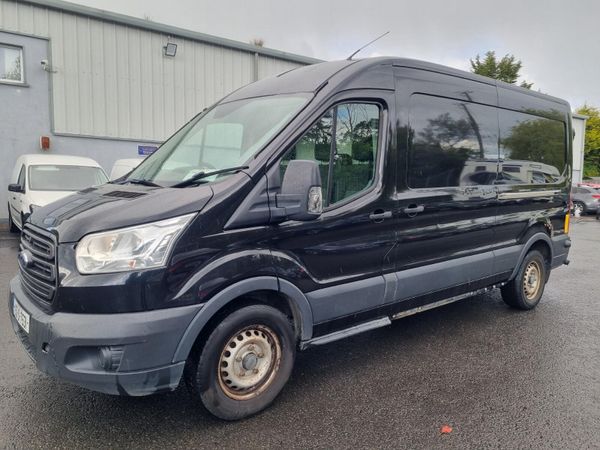 Ford Transit With Tail lift 387581378