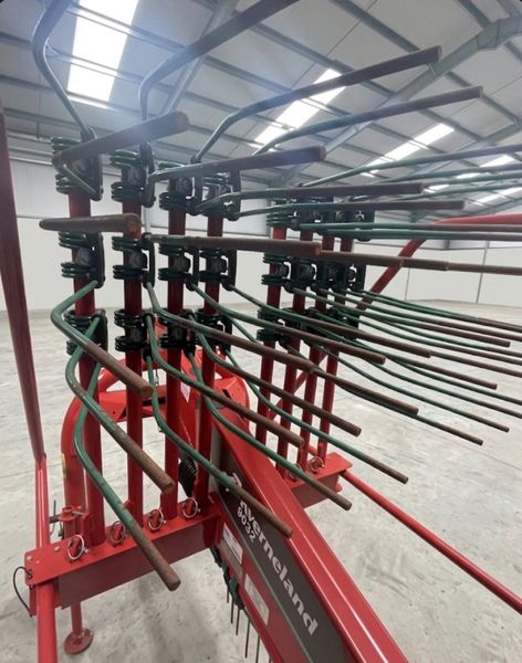 Kverneland  9032 Single Rotor Rake 387521790