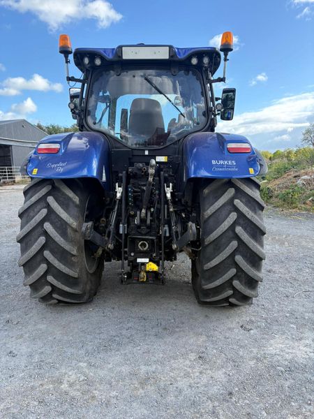 2024 New Holland T7.225 Bluepower 387646430