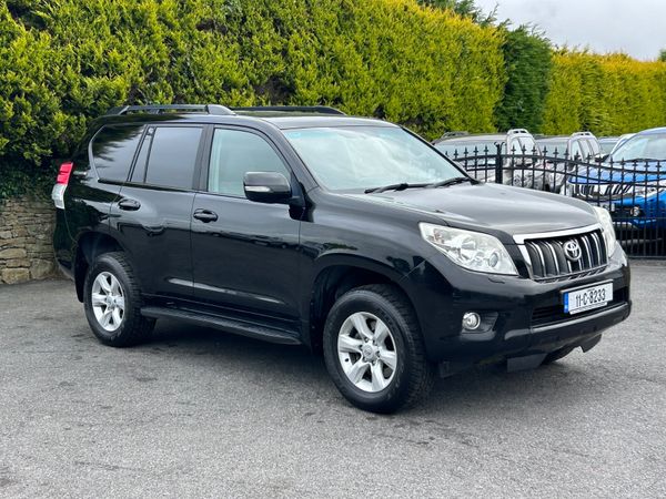 2011 Toyota Land Cruiser Crew Cab 5 seats 387676989