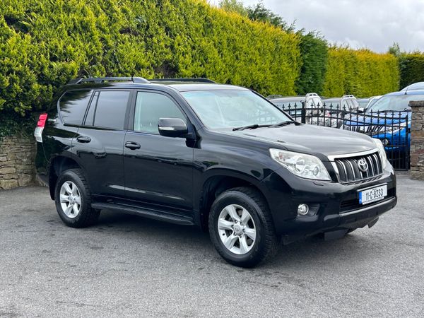 2011 Toyota Land Cruiser Crew Cab 5 seats 387677011