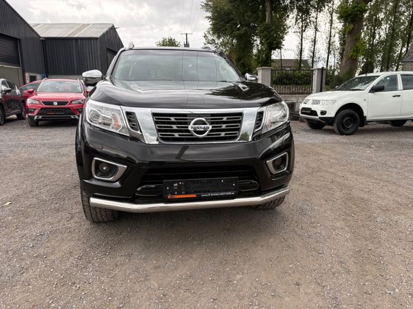 Nissan Navara 387678493