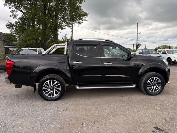 Nissan Navara 387678501