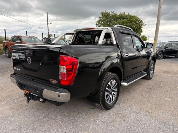 Nissan Navara 387678502