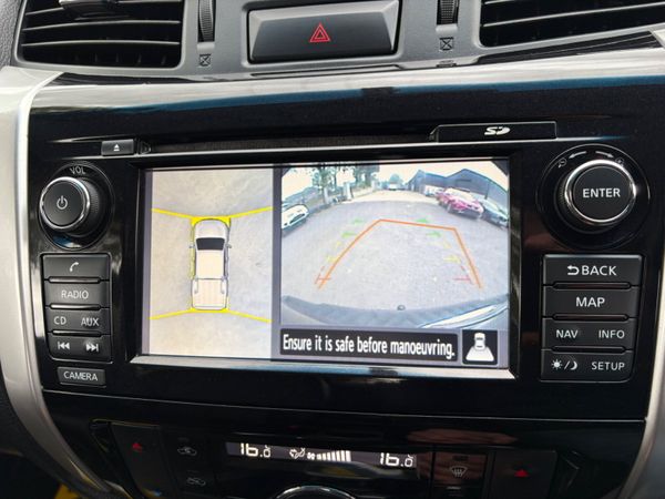 Nissan Navara 387678532