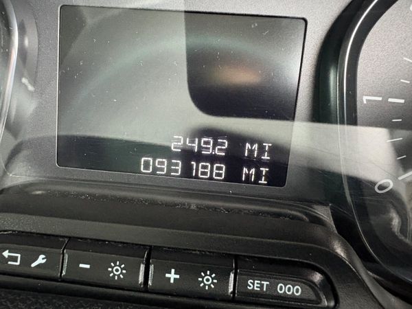 Peugeot Expert 2.0 387697946