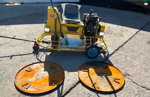 UNUSED CK 80r RIDE ON POWER FLOAT........5375. 387608640