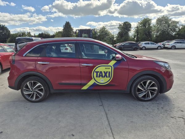 2017 Kia Niro Hybird *For Parts* 387611827
