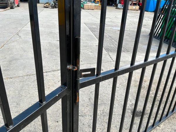 UNUSED 14ft WROUGHT IRON GATES.....4122. 387612340