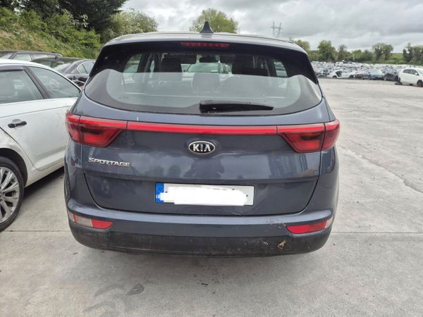 2017 Kia Sportage 1.6Petrol *For Parts* 387612302