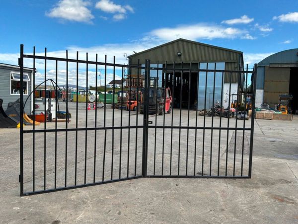 UNUSED 14ft WROUGHT IRON GATES.....4122. 387612335