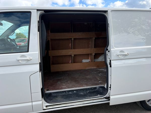 Volkswagen Transporter DSG Automatic 387753049