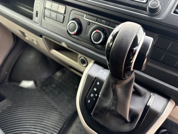 Volkswagen Transporter DSG Automatic 387753052