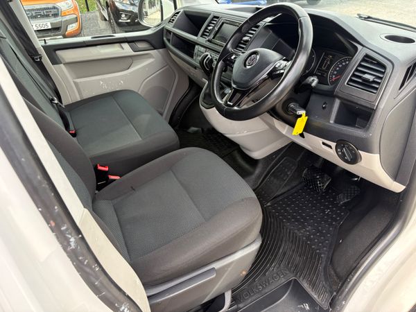 Volkswagen Transporter DSG Automatic 387753039