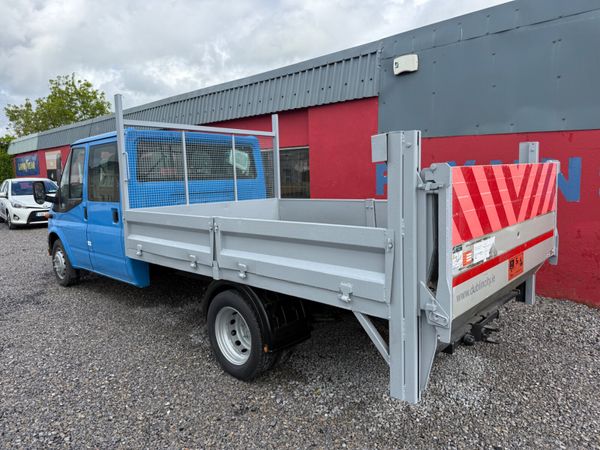 Ford Transit 2012 7 Seater Crewcab with a tail lif 387760826