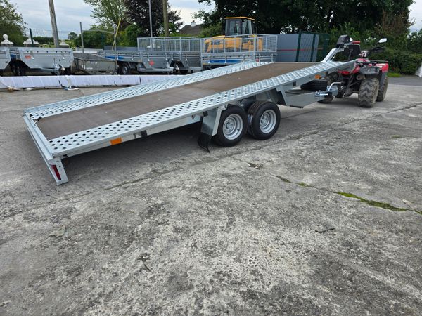 Car Transporter 387770385