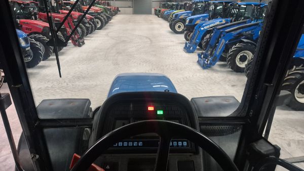 New Holland TM155 387705292