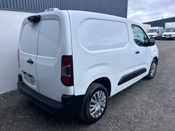 202 Peugeot Partner only 29’000 kms! 387706312