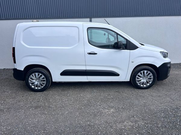 202 Peugeot Partner only 29’000 kms! 387706315