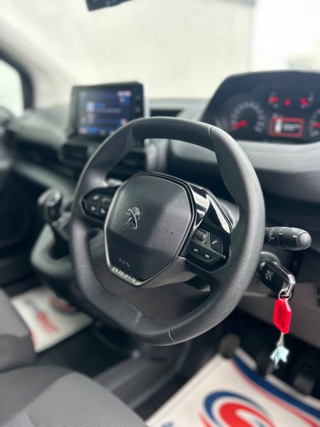 202 Peugeot Partner only 29’000 kms! 387706319