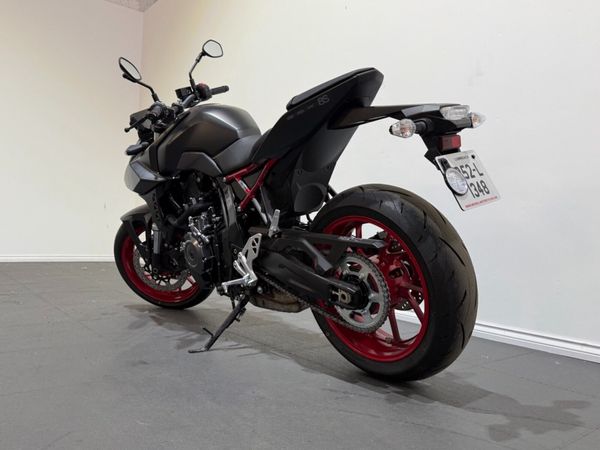 Suzuki GSX 8S - Only 71km - New bike 387708425