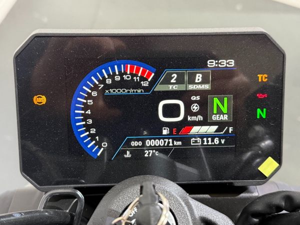 Suzuki GSX 8S - Only 71km - New bike 387708427