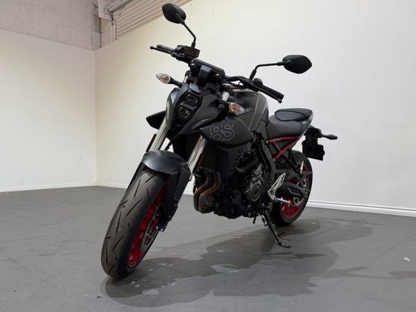Suzuki GSX 8S - Only 71km - New bike 387708429