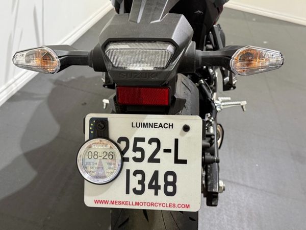 Suzuki GSX 8S - Only 71km - New bike 387708432