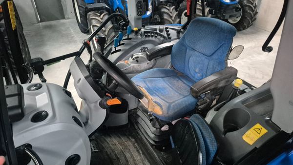 New Holland  T5.105 387714289