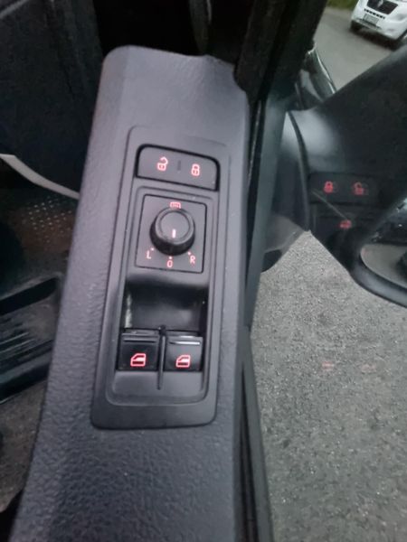 Volkswagen Transporter 2020 387714330