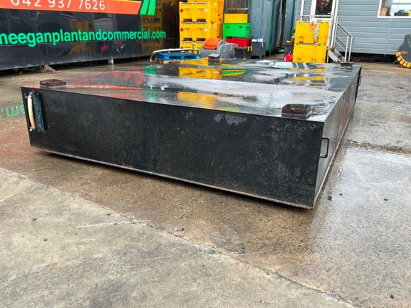 5000 LITRES PORTA CABIN EFFLUENT TANK.....4065. 387715792
