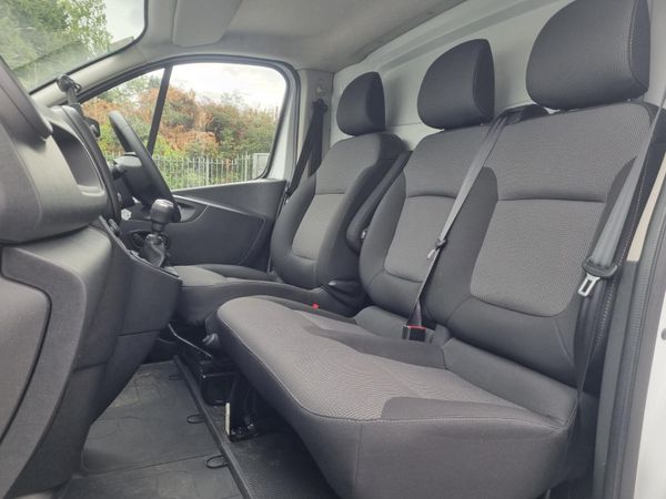 Renault Trafic 2021 387716055