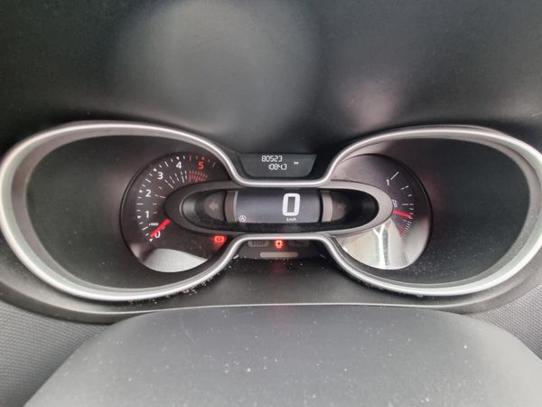 Renault Trafic 2021 387716061