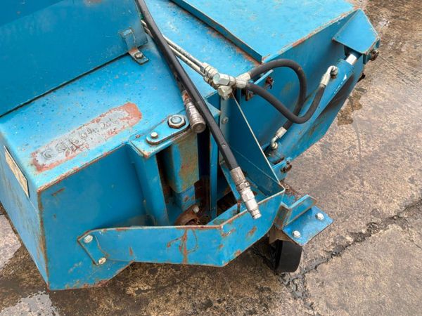 CONQUIP TELEPORTER / FORKLIFT SWEEPER..3564 387720450