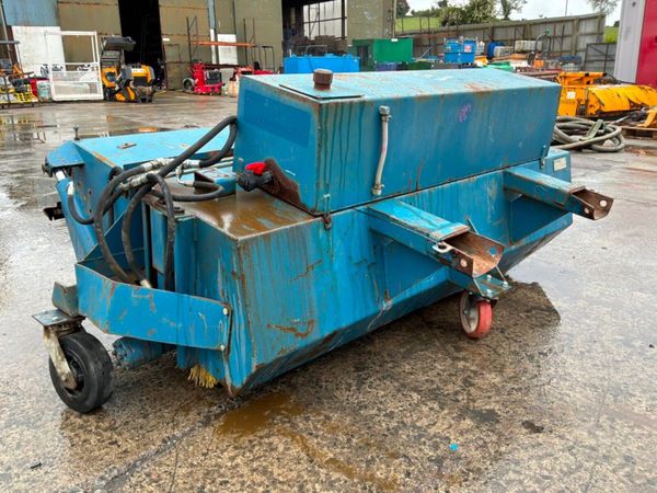 CONQUIP TELEPORTER / FORKLIFT SWEEPER..3564 387720457