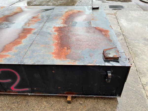 SEWAGE EFFLUENT WASTE WATER  TANK....4070-2 387720415