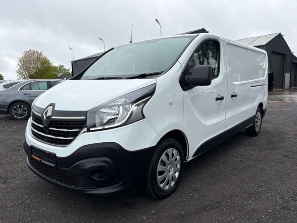 Renault Trafic 2.0 LWB 387731226